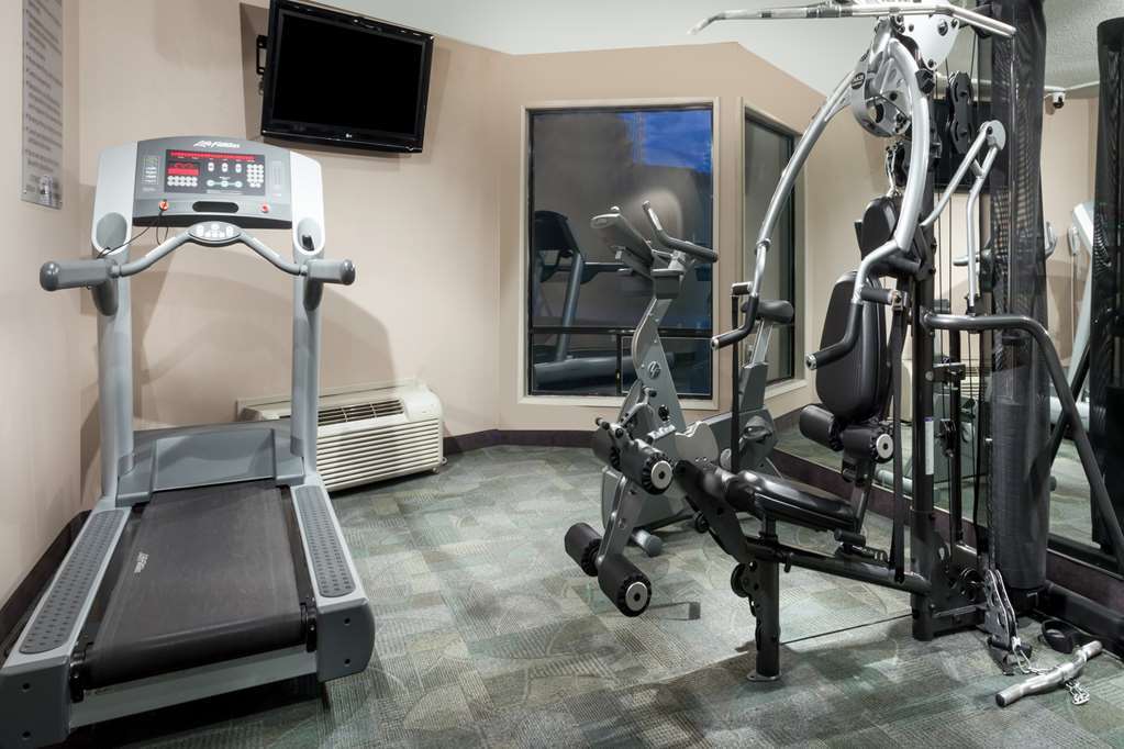Ramada By Wyndham Kamloops Hotel Facilities photo